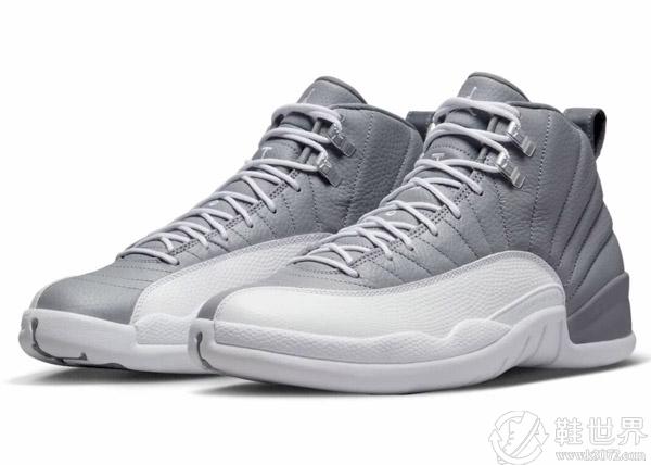 全新 Air Jordan 12 “Stealth” 将于 8 月 20 日发售