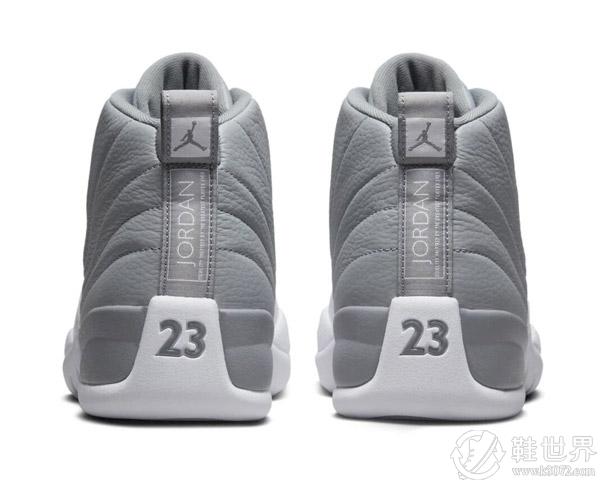 全新 Air Jordan 12 “Stealth” 将于 8 月 20 日发售